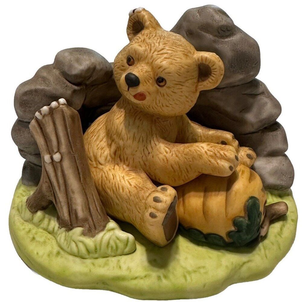 Franklin Mint Woodland Surprises Figure Honey Bear Jacqueline B Smith 1984